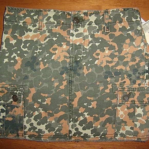 Sexy cargo camouflage mini skirt